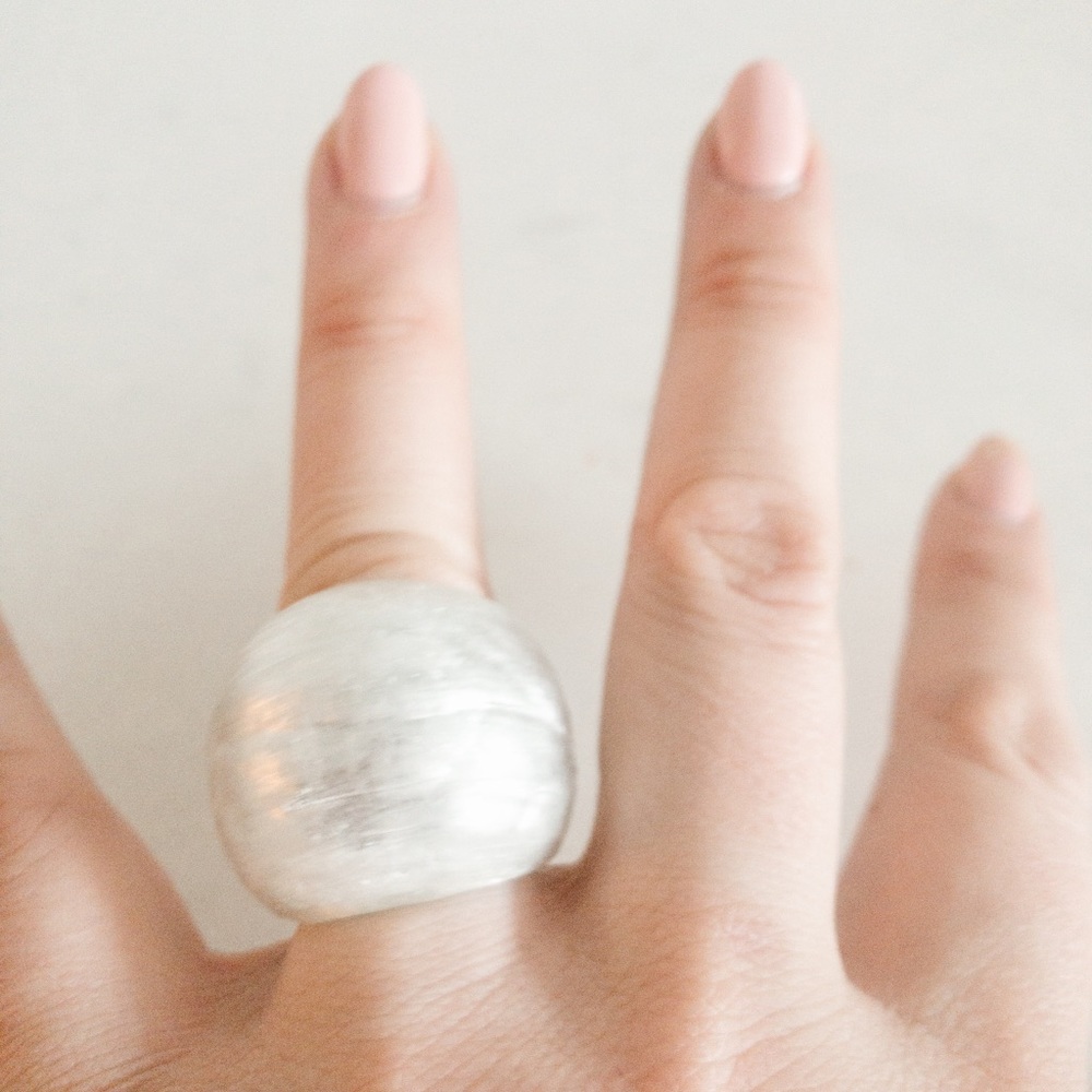 ALEXIS BITTAR Textured Lucite Block Ring Gray
